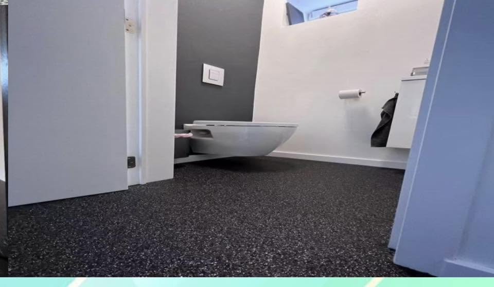 Resin wash stone patio finish